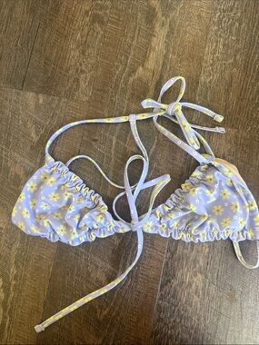 NWOT Hey Harper Floral Lavender Triangle Bikini Top - Yellow Daisy Print